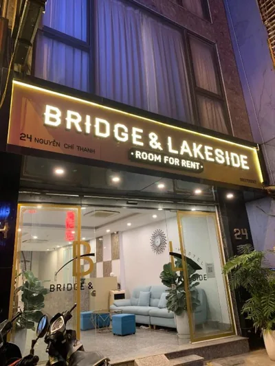 Bridge Lakeside Room For Rent Hanoi – Photos 12