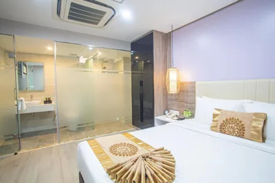 Bridge Lakeside Room For Rent Hanoi – Photos 13